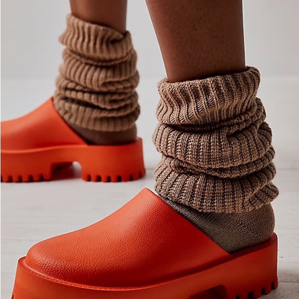 Jeffrey Campbell Chunky Platform Clogs/Mules - Picture 5 of 10